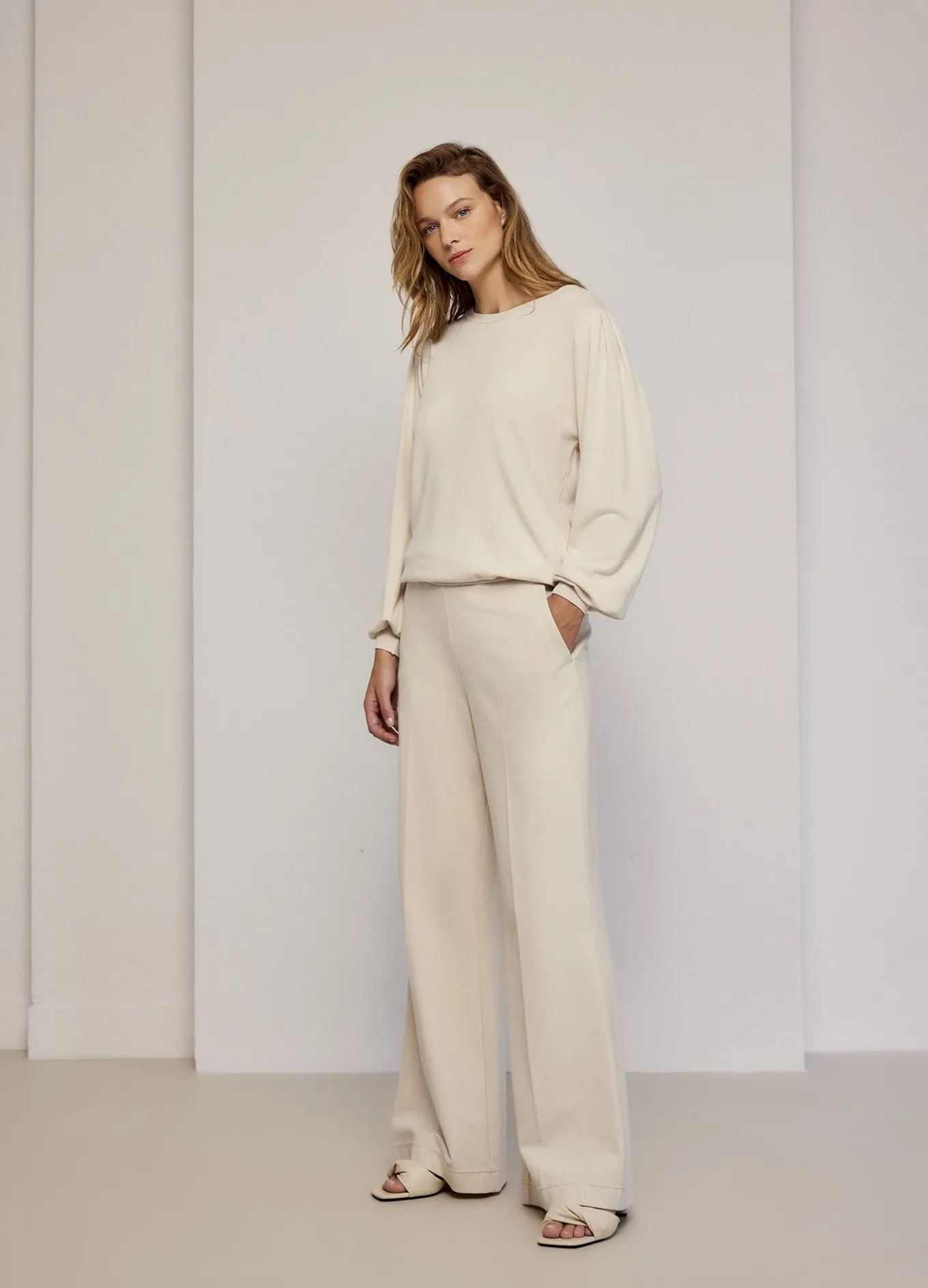 bootcut_broek_1-1.webp Bootcut Broek>Summum Fashion