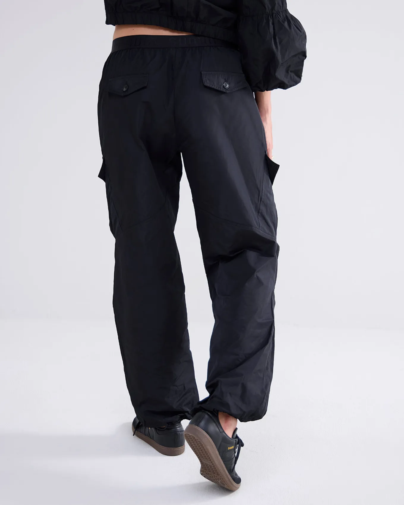 cargo_broek_met_elastiek_2.webp Cargo Broek Met Elastiek>Summum Best