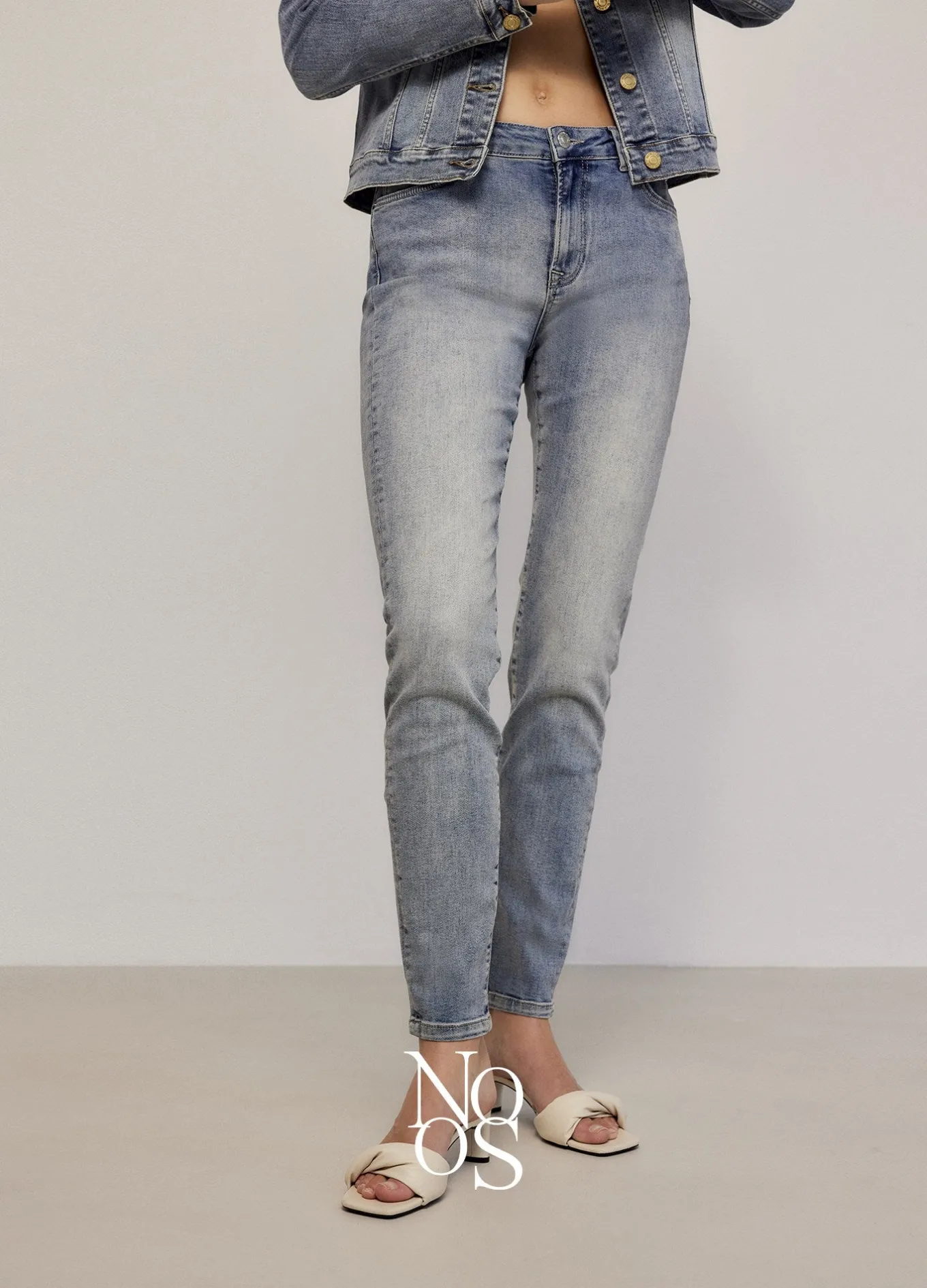 skinny_blue_daze_nova_0.webp Skinny Blue Daze Nova>Summum Flash Sale
