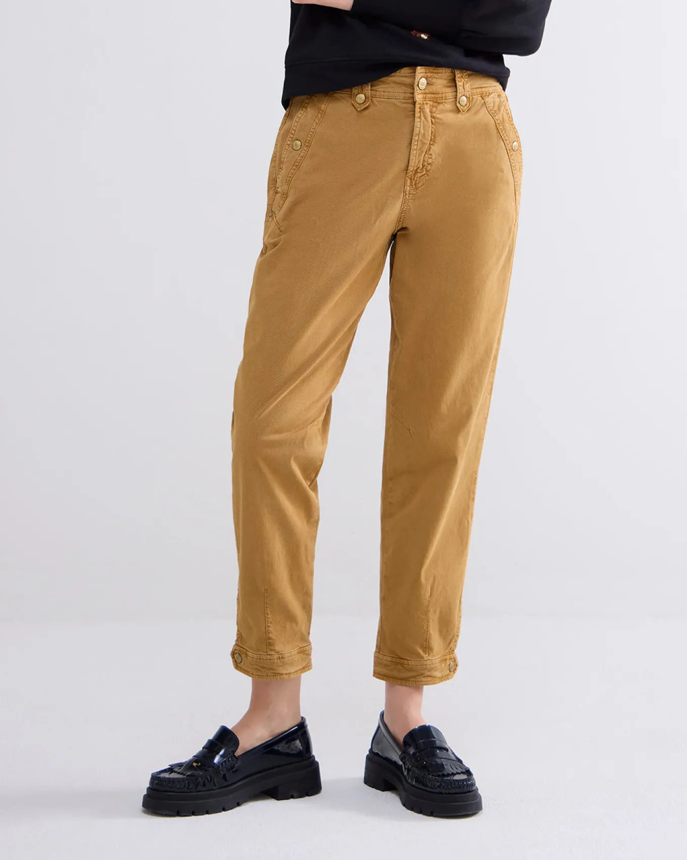 twill_broek_1.webp Twill Broek>Summum Online